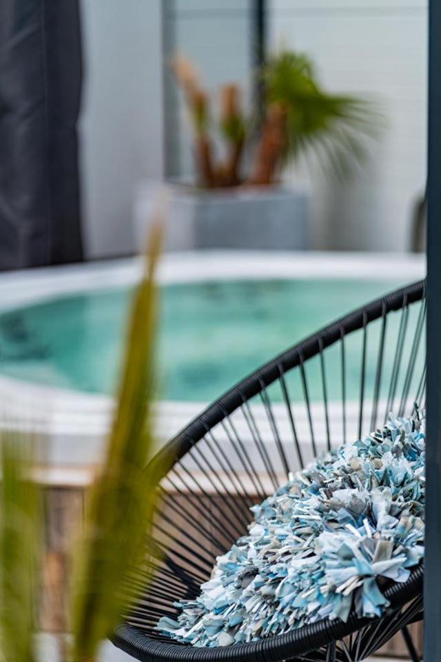 Villa Cecha B&B &Wellness Остенде Экстерьер фото